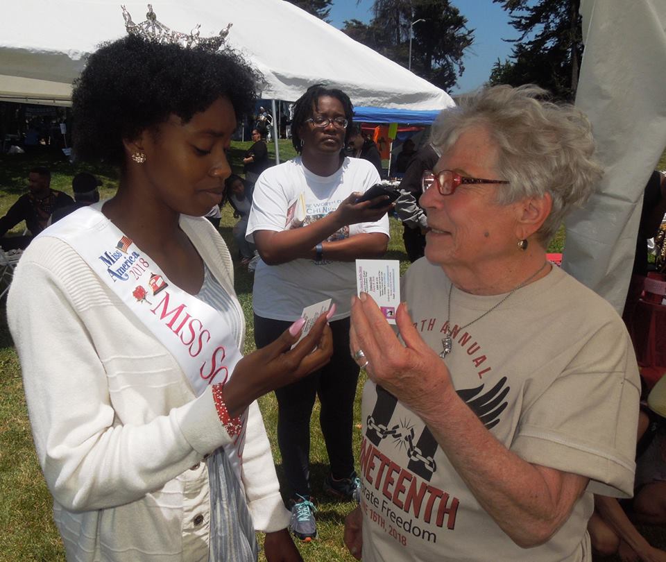 Miss Sonoma County Tyler-Avery Lewis with Elaine B. Holtz as she takes the Women's Spaces Pledge